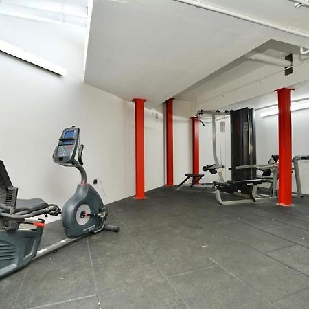 Two Bedroom - Central Peterborough Apartment - Bayard Apartments Extérieur photo