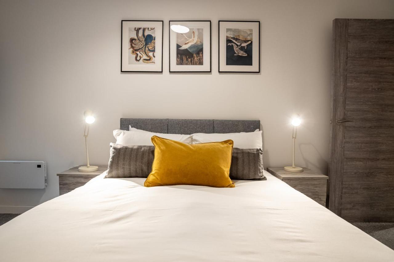Two Bedroom - Central Peterborough Apartment - Bayard Apartments Extérieur photo