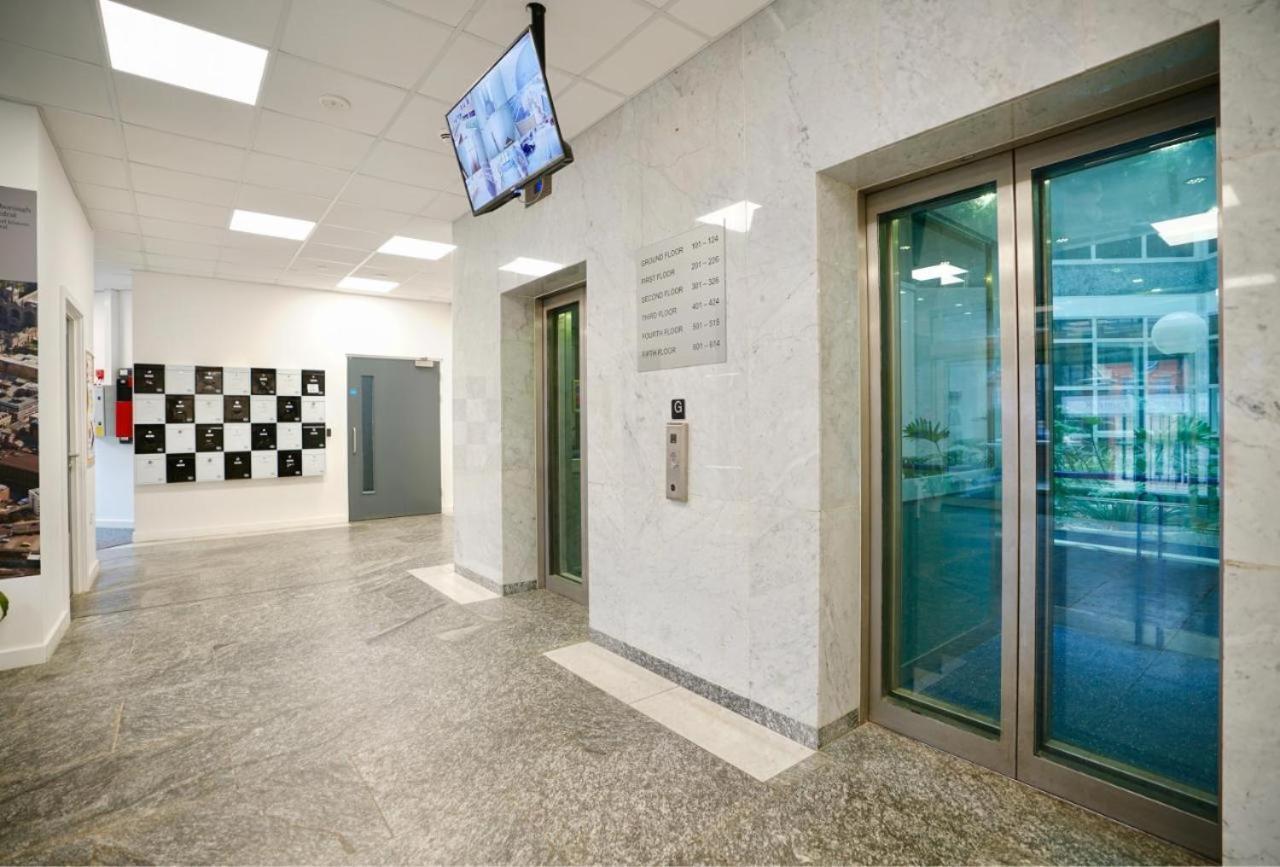 Two Bedroom - Central Peterborough Apartment - Bayard Apartments Extérieur photo